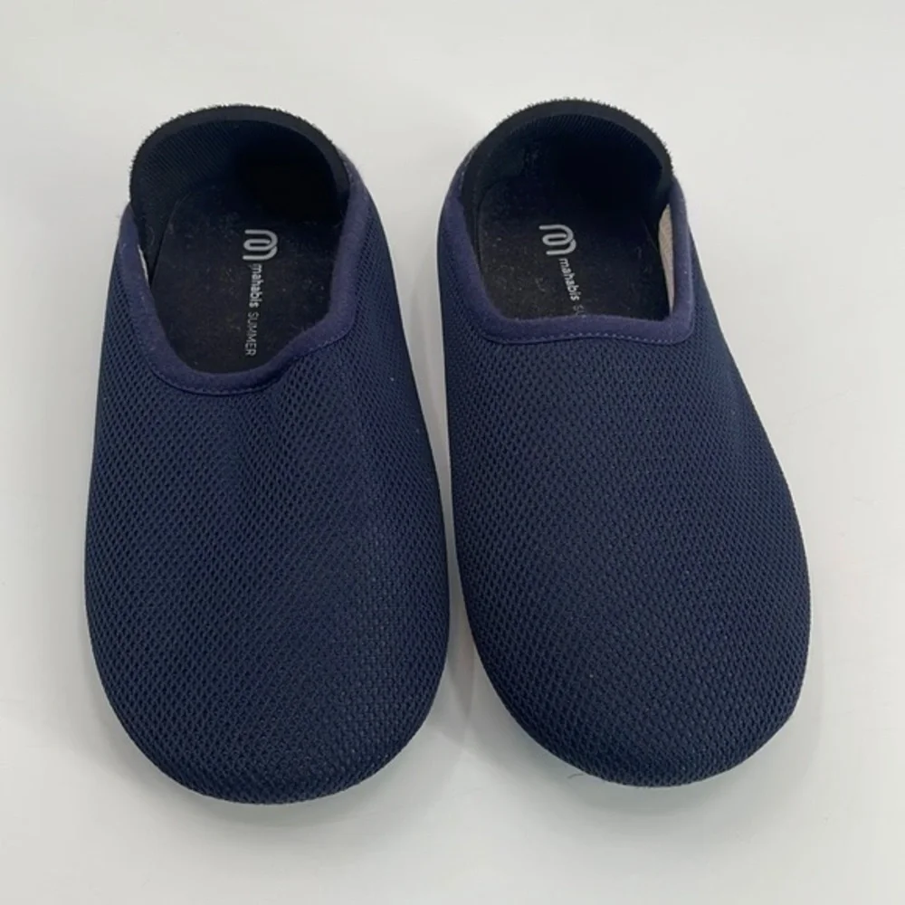 UEC Mahabis navy blue moccasins size 35/ 4.5
